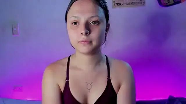 Freechat elizabethtaylorxxx on StripChat