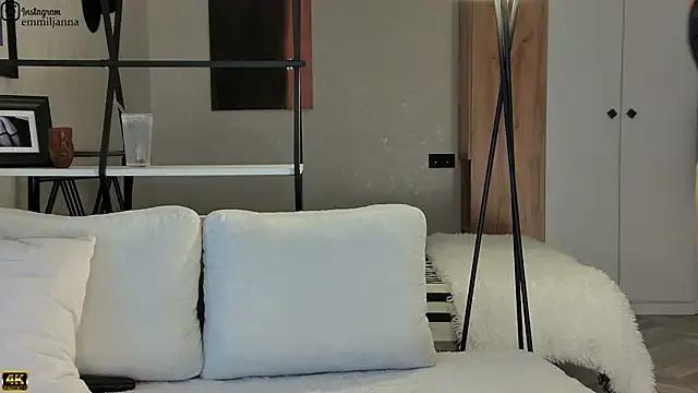 emiljanna on StripChat