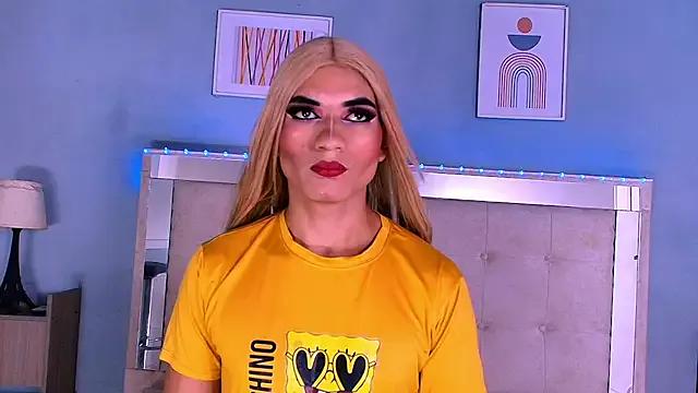 Emily_Castillo_1 on StripChat