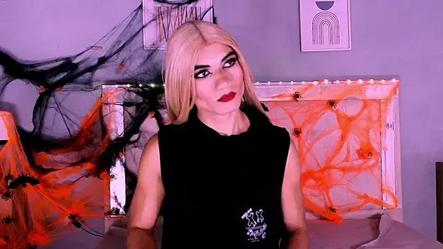 Emily_Castillo_1 on StripChat