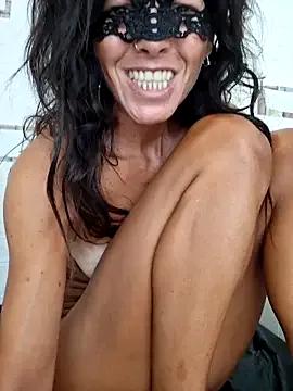 EmySkinny85 on StripChat