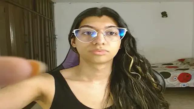 engielphoenis14 on StripChat