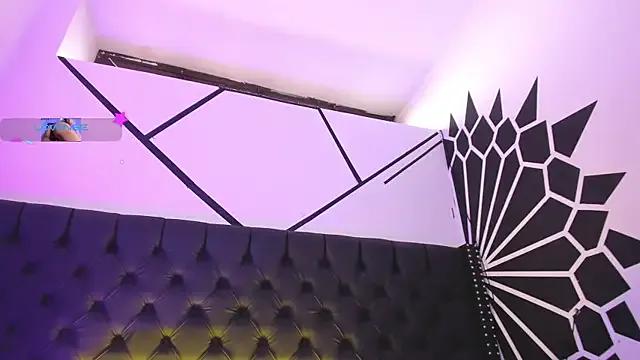 EthaanCox on StripChat