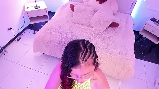 Eva_lenox on StripChat