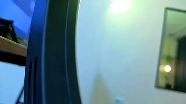 Flor_Gil on StripChat