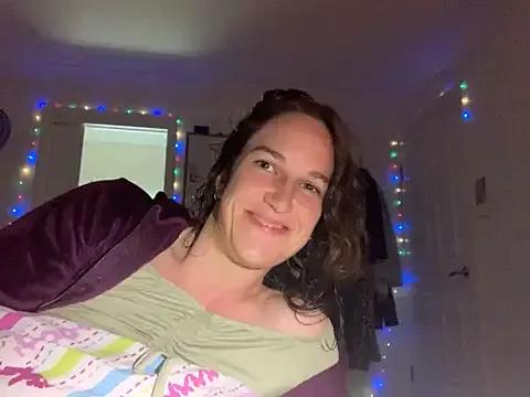 forbiddenbabygirl on StripChat