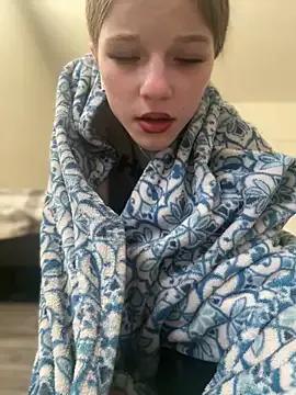 foxy_ana13 on StripChat