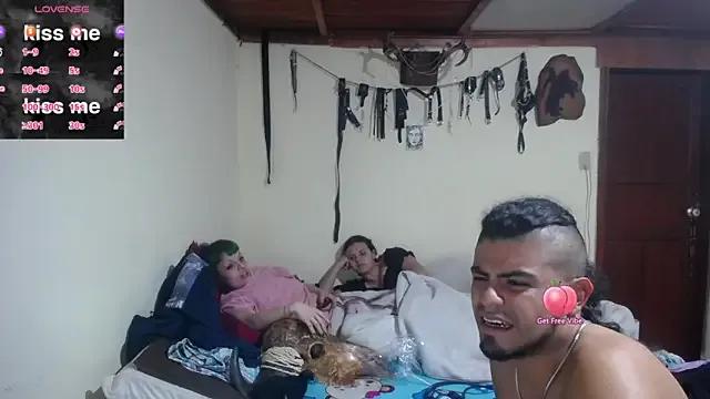 freyaa_sorcerees on StripChat