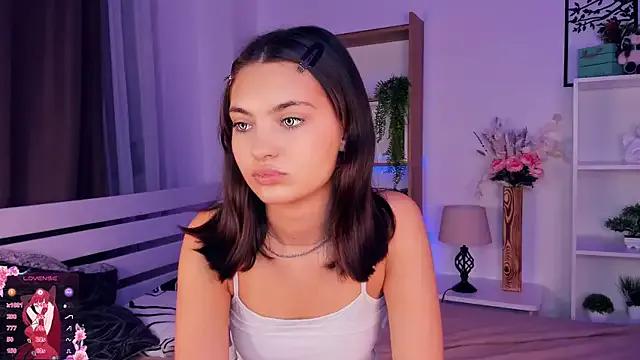 FunnyyMonkeyy on StripChat