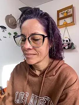 Goddess-Love- on StripChat