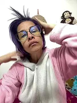 Goddess-Love- on StripChat