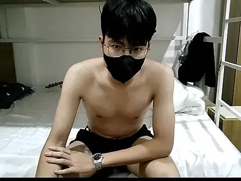 Freechat Gwencloudy on StripChat