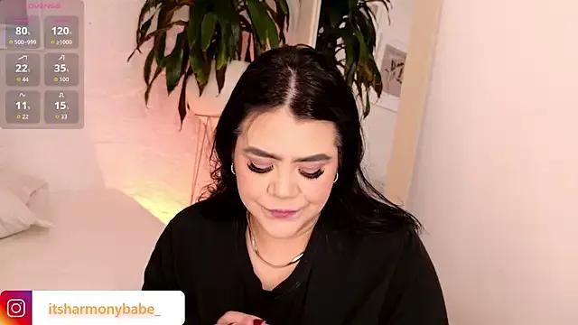 Harmonybabe_ on StripChat