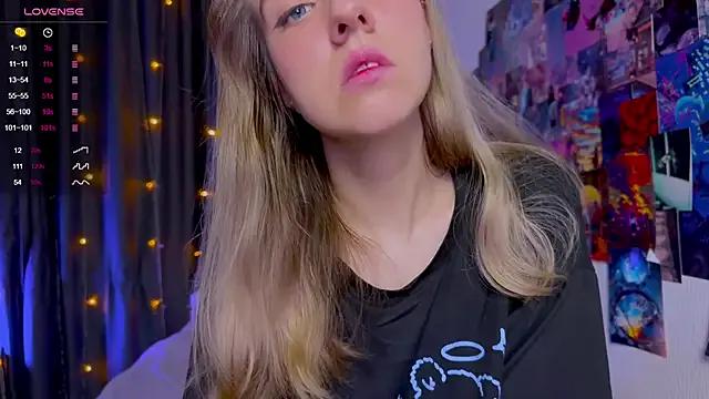 HotaruTomo on StripChat