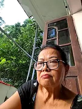 Hotestlove on StripChat