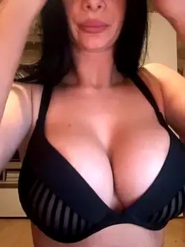 Private hrnxyygirl on StripChat