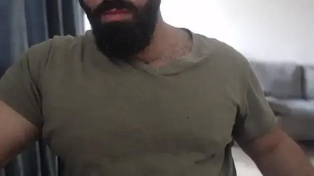 hugemachohandsome on StripChat