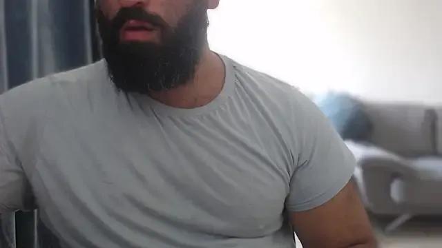 hugemachohandsome on StripChat