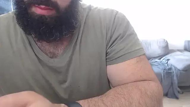 hugemachohandsome on StripChat