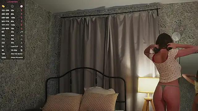 IdaJonesy on StripChat