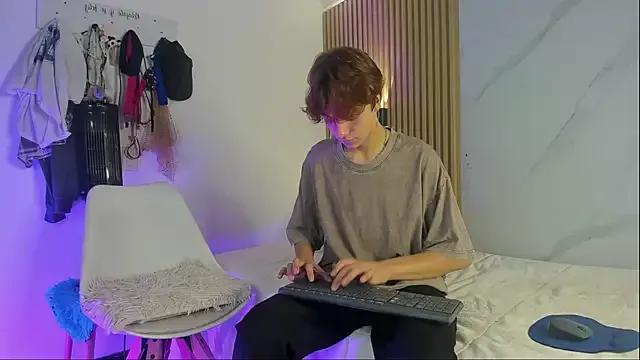 IM_DAREN on StripChat