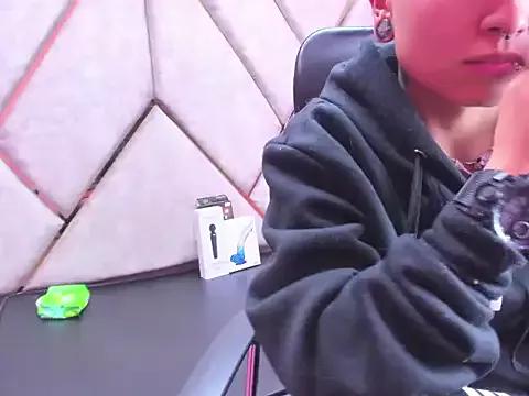 Im_Mathias on StripChat