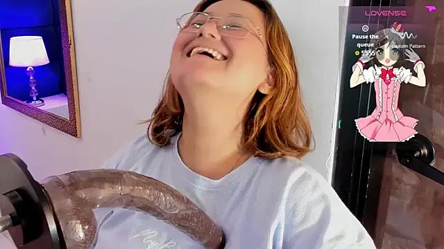 isa_grey_ on StripChat