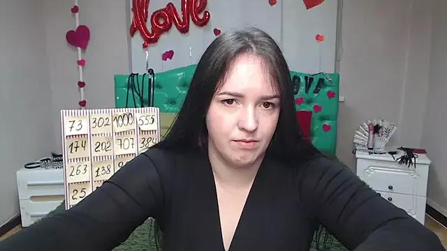 IsabelBlackberry on StripChat