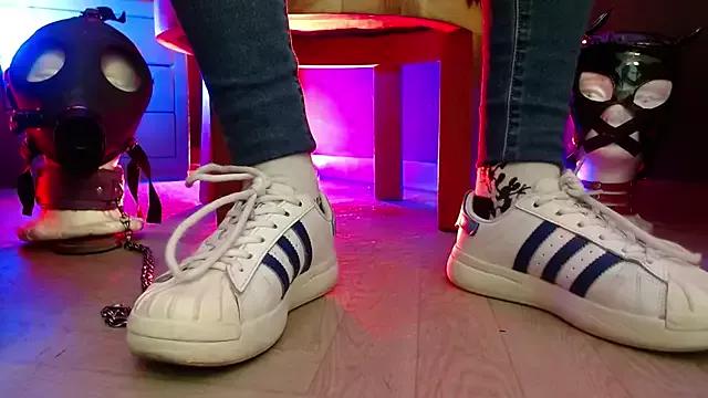 IvanaFetish on StripChat