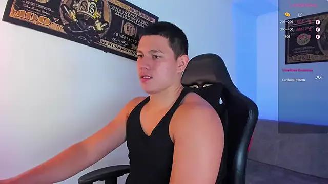 JamesCr_ on StripChat