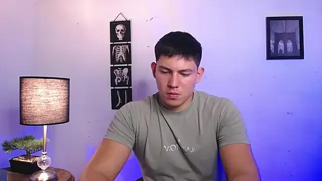 JamesCr_ on StripChat