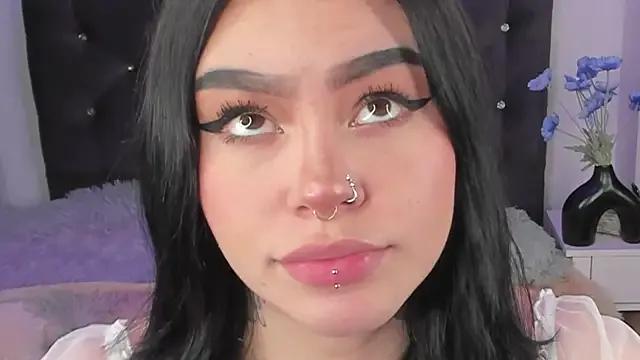 Jas_miin on StripChat