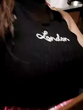 Group k_lebannon on StripChat