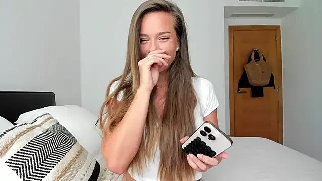 Kalyssy on StripChat