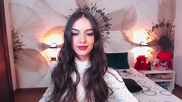 KatherineBisou on StripChat