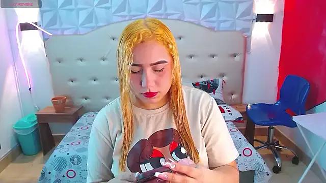 Kathiasaints on StripChat