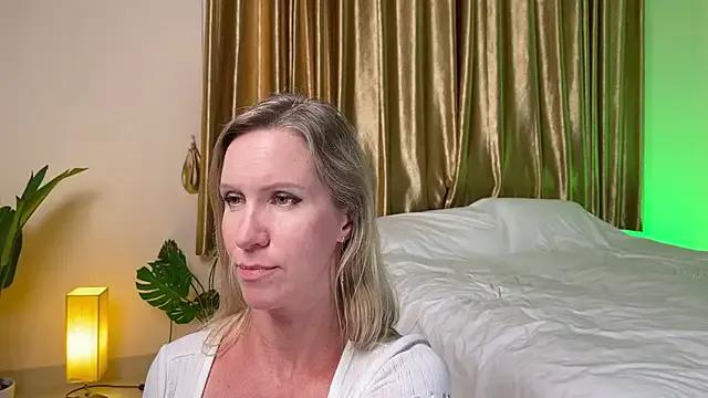 KatnessHot on StripChat