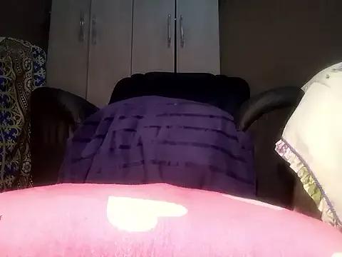 khetyvile on StripChat