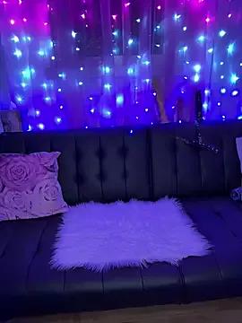 KikiBBW on StripChat