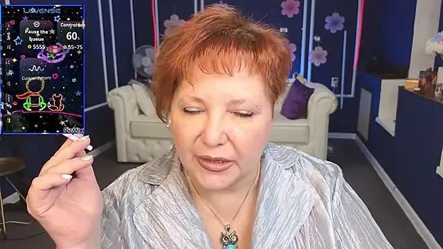 Freechat Kira_Kenett on StripChat