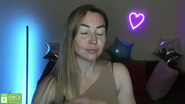 Freechat Kiss_julli88I on StripChat