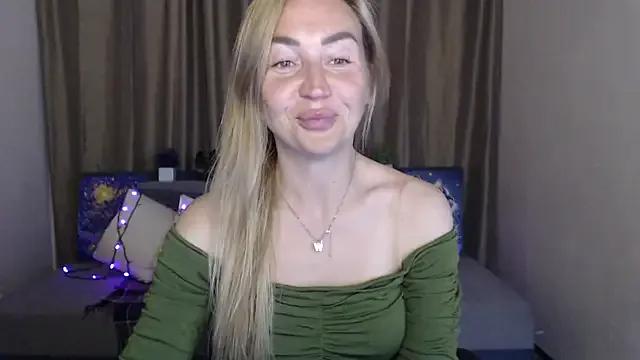 Freechat Kiss_julli88I on StripChat