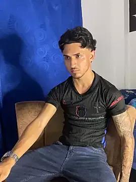 Kriss_Edwards on StripChat