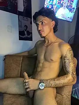 Kriss_Edwards on StripChat