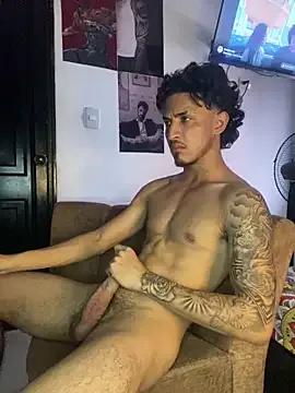 Kriss_Edwards on StripChat