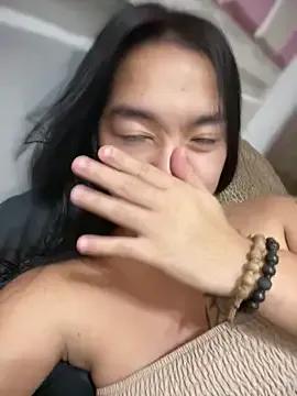 Lalisaslut18 on StripChat