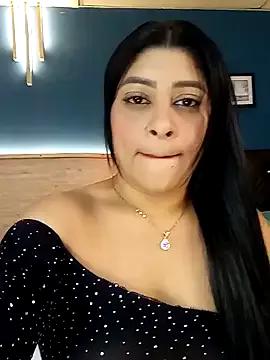 Lashmy111 on StripChat