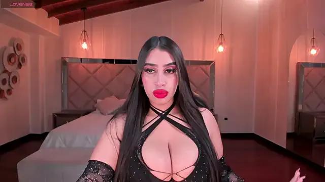 LeahLombardi_ on StripChat