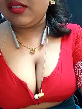 LenaPaul46 on StripChat