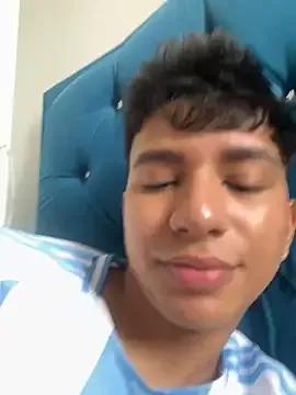 Leonarrrd_01 on StripChat